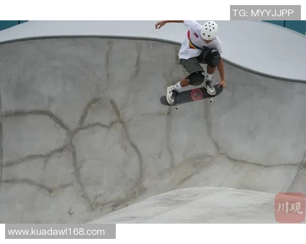 杭州攀岩队在滑板精英赛中的华丽转身与新挑战探索之路 杭州攀岩队在滑板精英赛中的华丽转身与新挑战探索之路